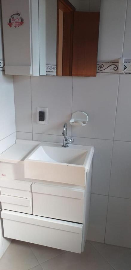 Centro Com Wi-fi Aconchegante Com 2 Quartos Mobiliado Com Ventiladores Homestay
